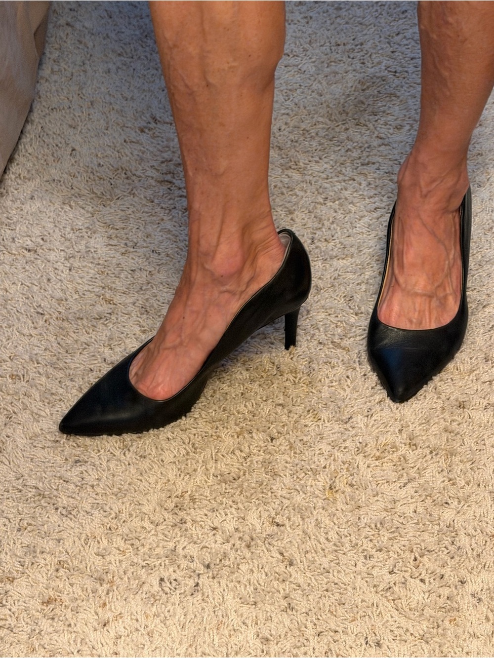 Classic Black Pointed-Toe Women's Pumps